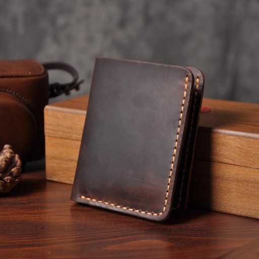 ACCESSORIES-wallets